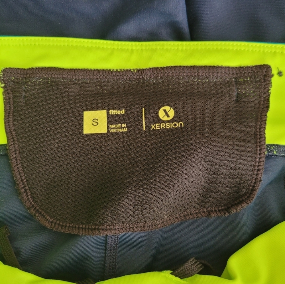Xersion Move Quick Dry Plus Workout Capris. View 3